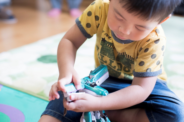 辻さんの子どもが遊んでいる画像